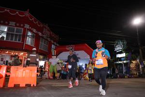 BIB: 3823
                            <button type="button" onclick="openModal(26233373)" class="btn btn-primary btn-sm float-right btn-popup" data-toggle="modal" data-target=".modal-high-quality">
                        <i class="fas fa-shopping-cart"></i> Add to Cart
                    </button>
                                            <button type="button" onclick="isThisMe(26233373, true)" class="btn btn-success btn-sm float-right btn-popup btn-isme hidden" data-toggle="tooltip" data-placement="bottom" title="นี่คือรูปของคุณใช่ไหม คลิกที่นี่เพื่อเอาเข้าอัลบั้ม">
                        <i class="fas fa-plus"></i> Add to album
                    </button>
                    <button type="button" onclick="isThisMe(26233373, false)" class="btn btn-warning btn-sm float-right btn-popup btn-isnotme hidden">
                        <i class="fas fa-ban"></i> Remove from album
                    </button>